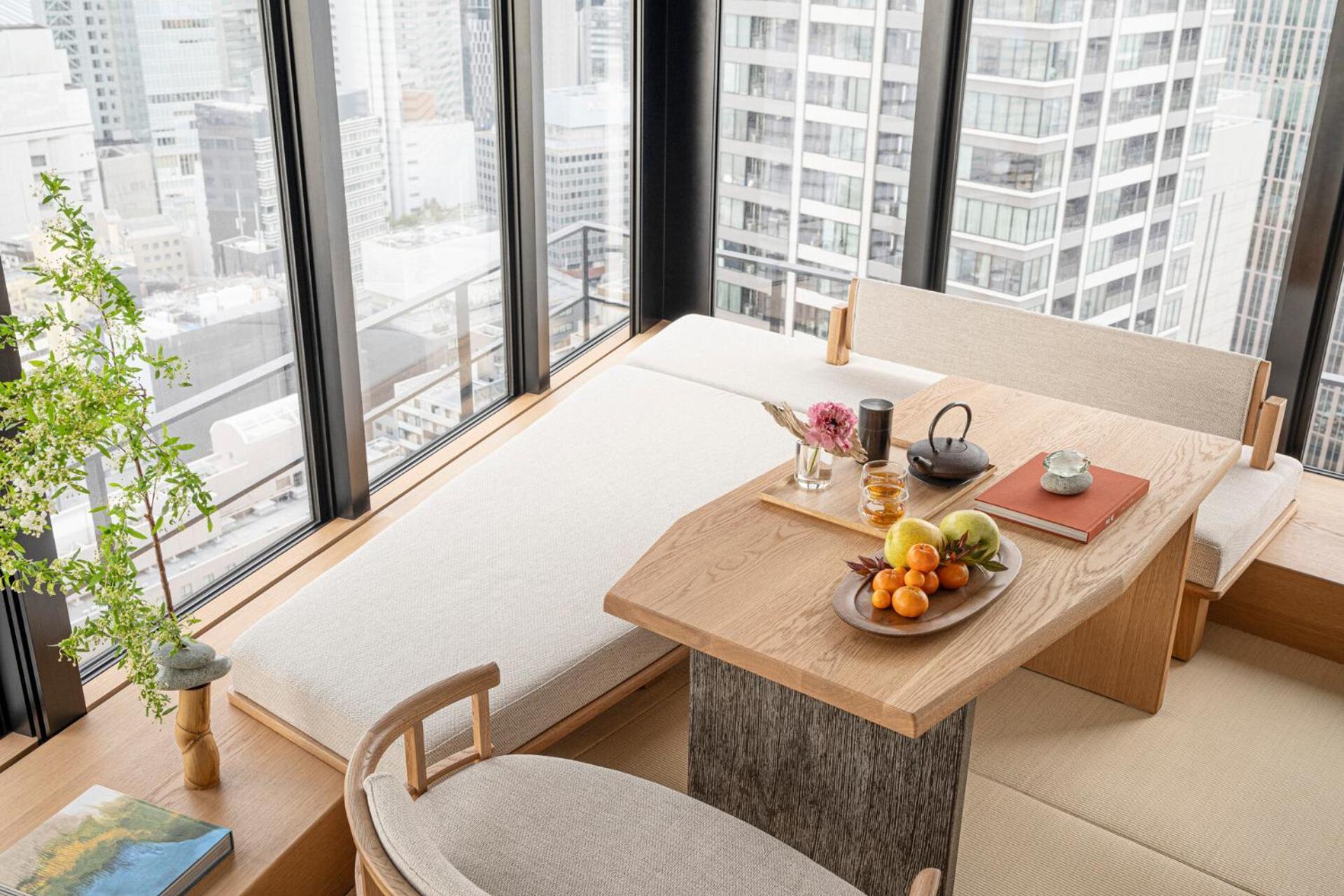 Four Seasons Hotel Osaka Exterior photo