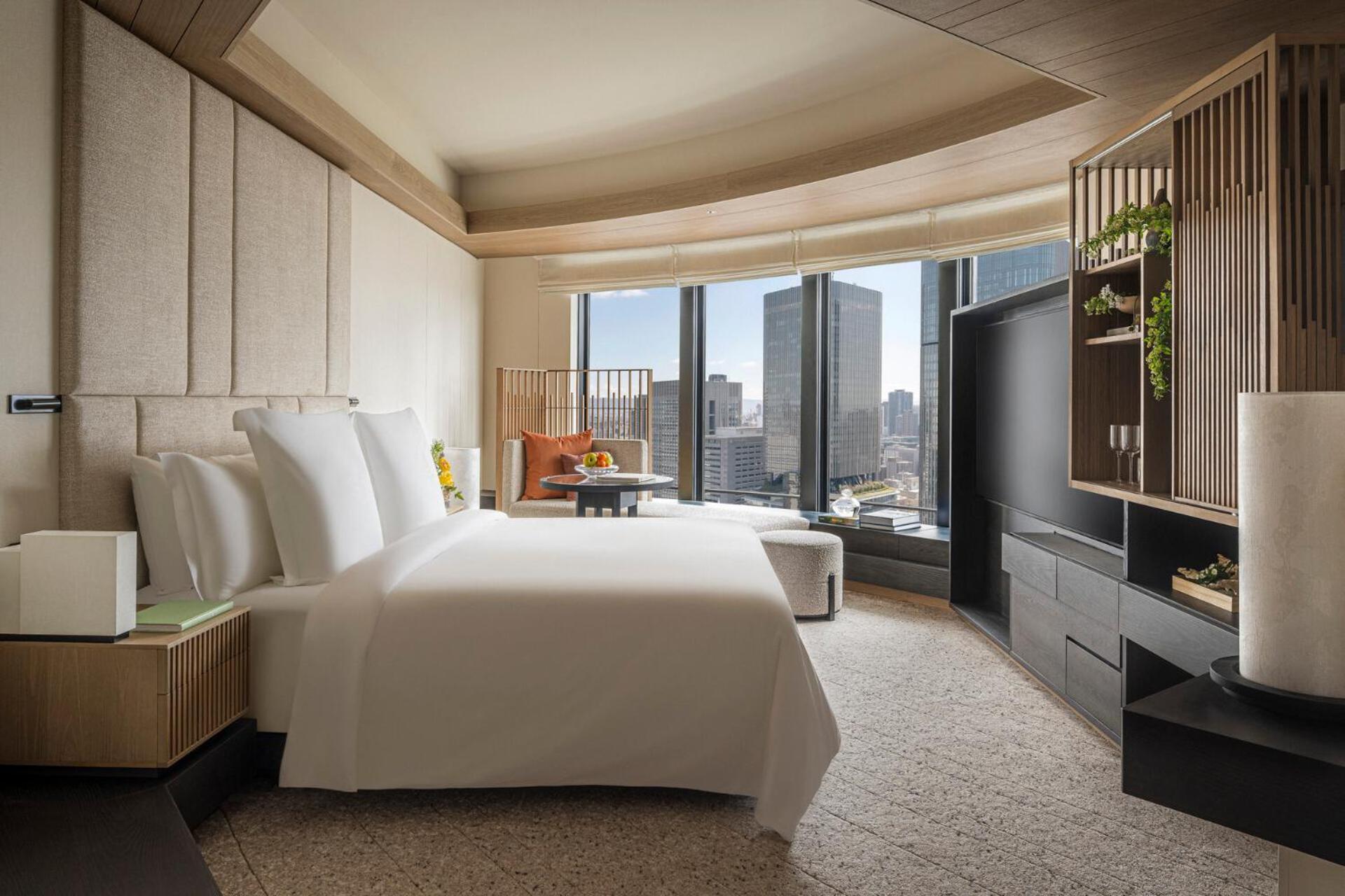 Four Seasons Hotel Osaka Exterior photo