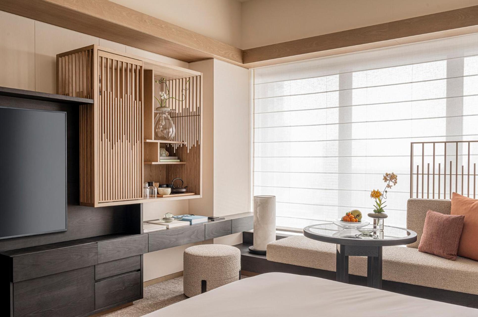Four Seasons Hotel Osaka Room photo